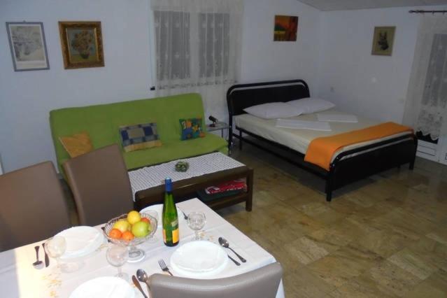 Hotel Lucia Senj  Esterno foto
